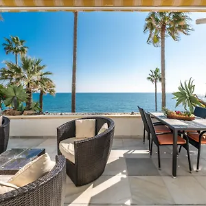Dominion Beach Apartment Estepona
